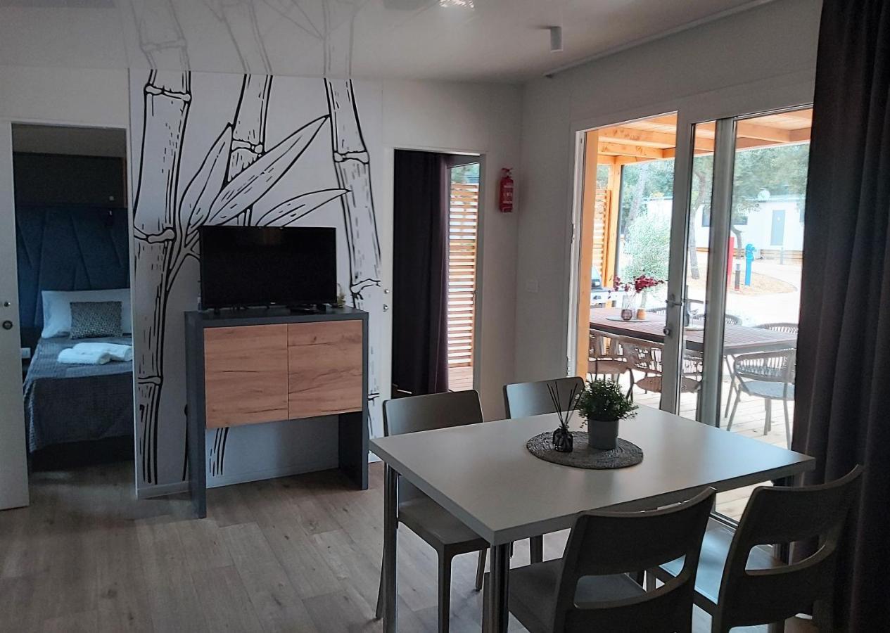 Mobile Home Sole Biograd Na Moru Εξωτερικό φωτογραφία